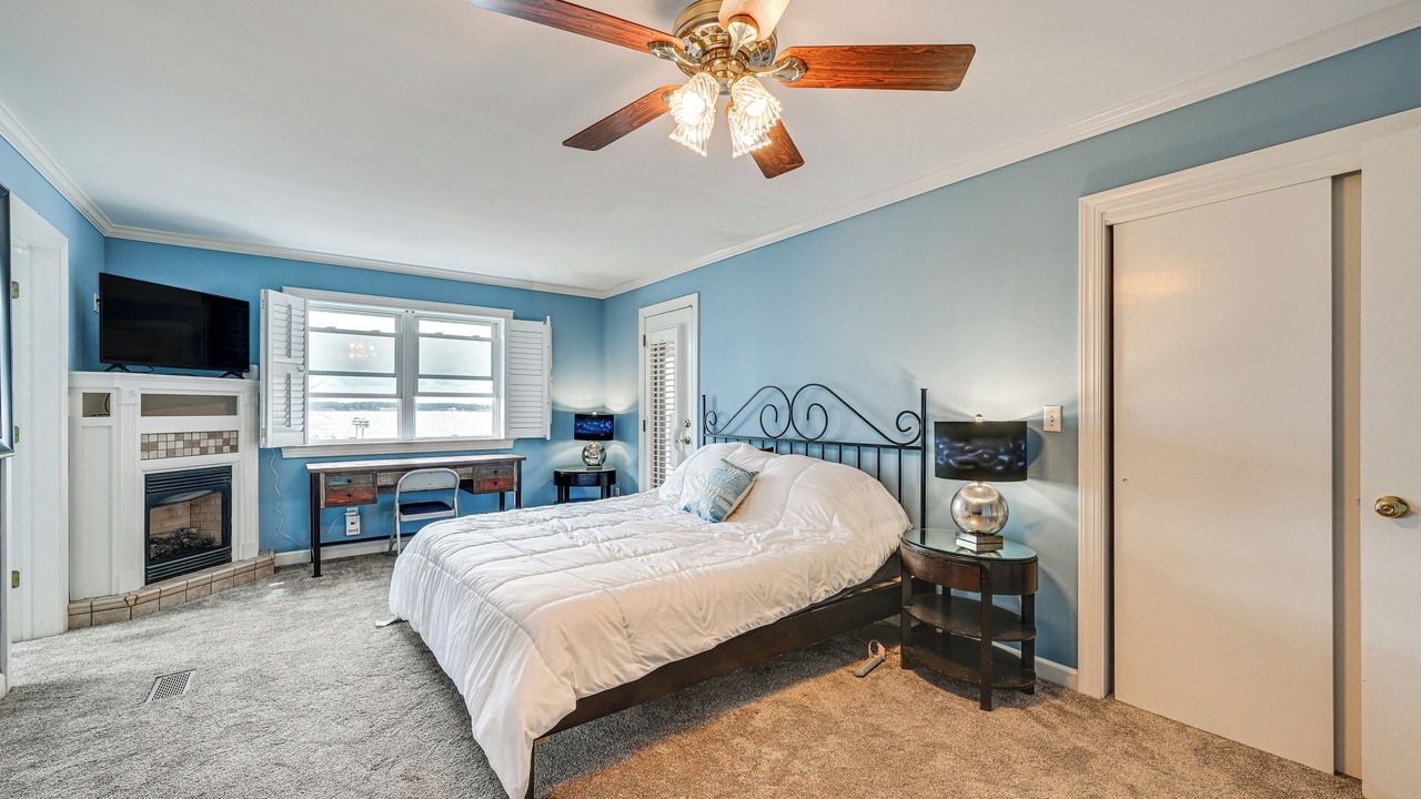 Photo of Bedroom in River Road