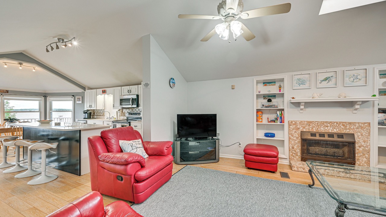 Photo of Livingroom in River Road