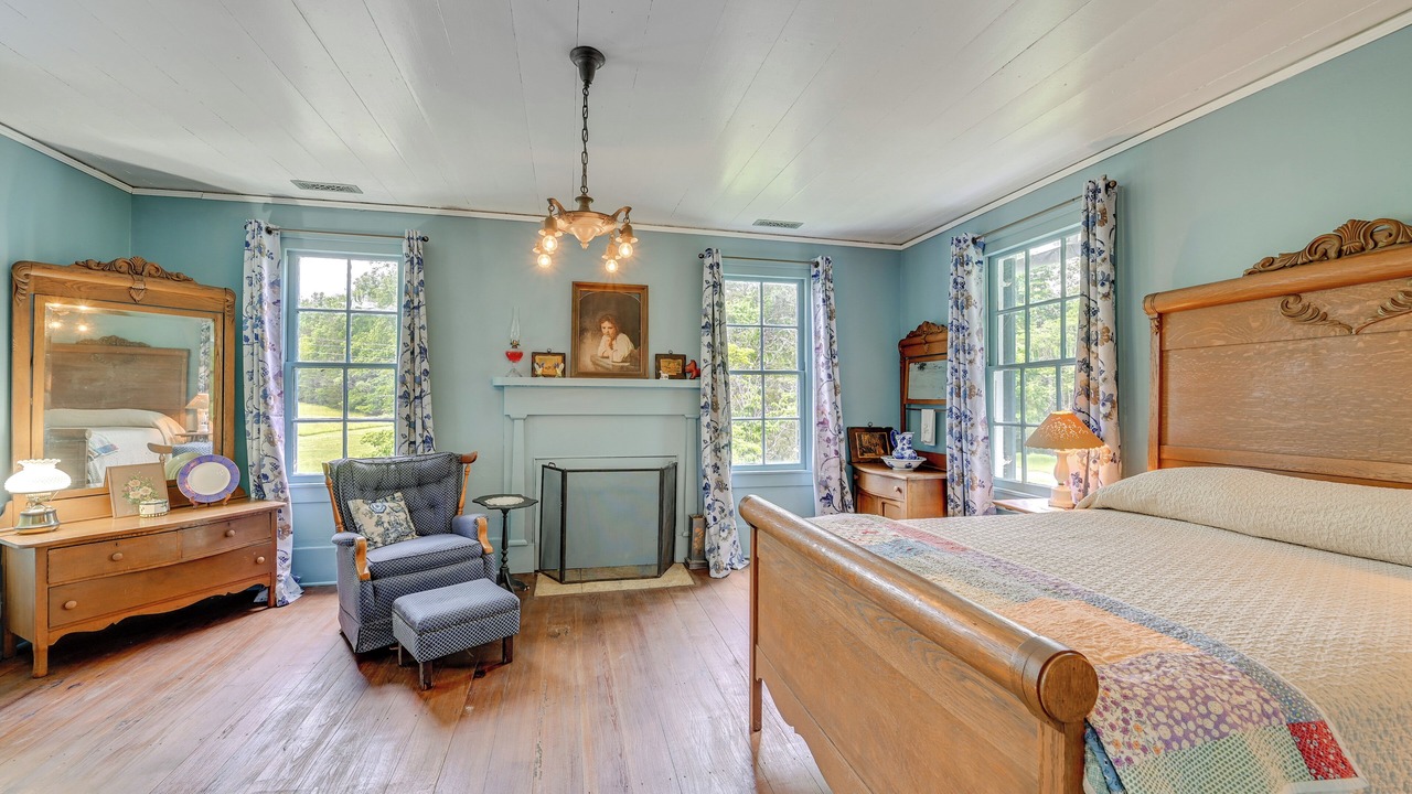 Photo of Bedroom in Stokes