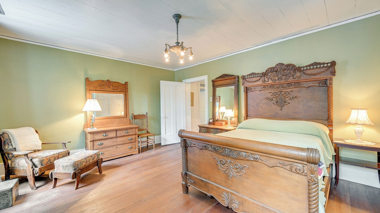 Photo of Bedroom in Stokes