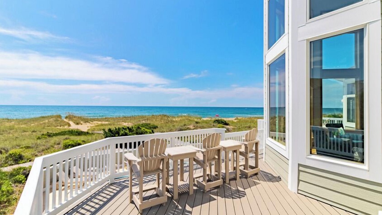 Photo of Others in Hatteras