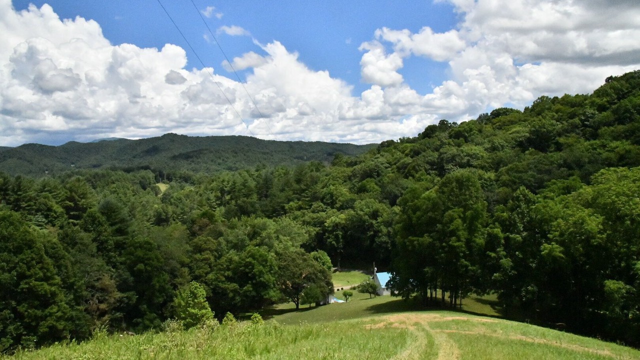 Photo of Others in Green Mountain