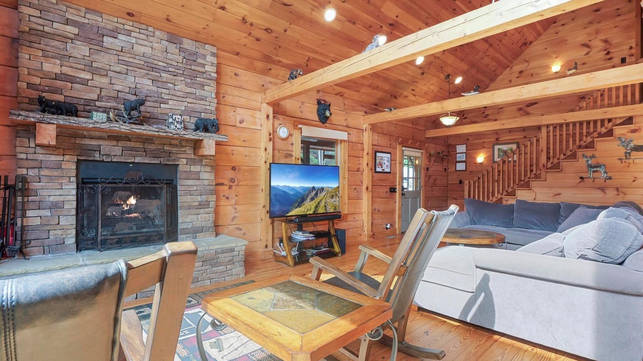 Photo of Livingroom in Lake Lure
