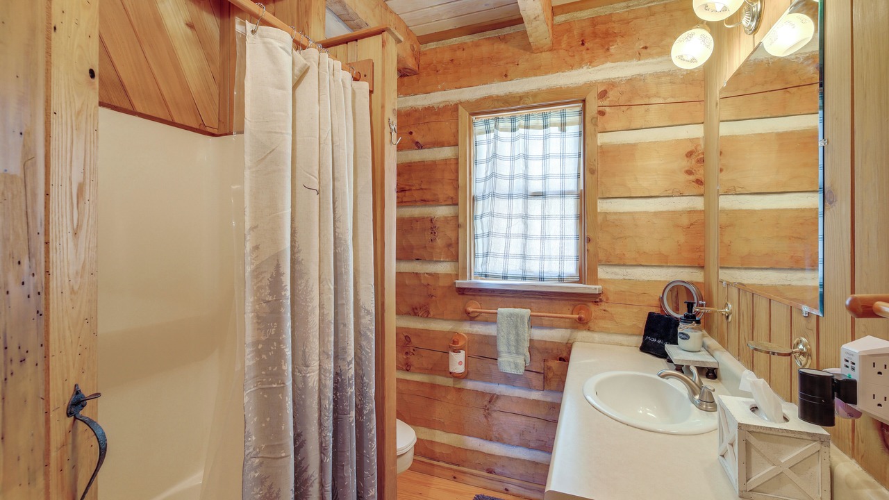 Photo of Bathroom in Warrensville