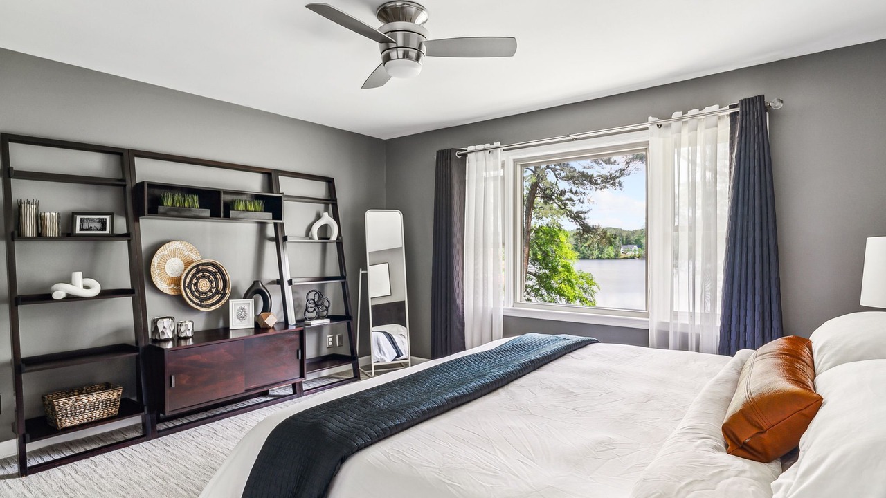 Photo of Bedroom in Whispering Pines