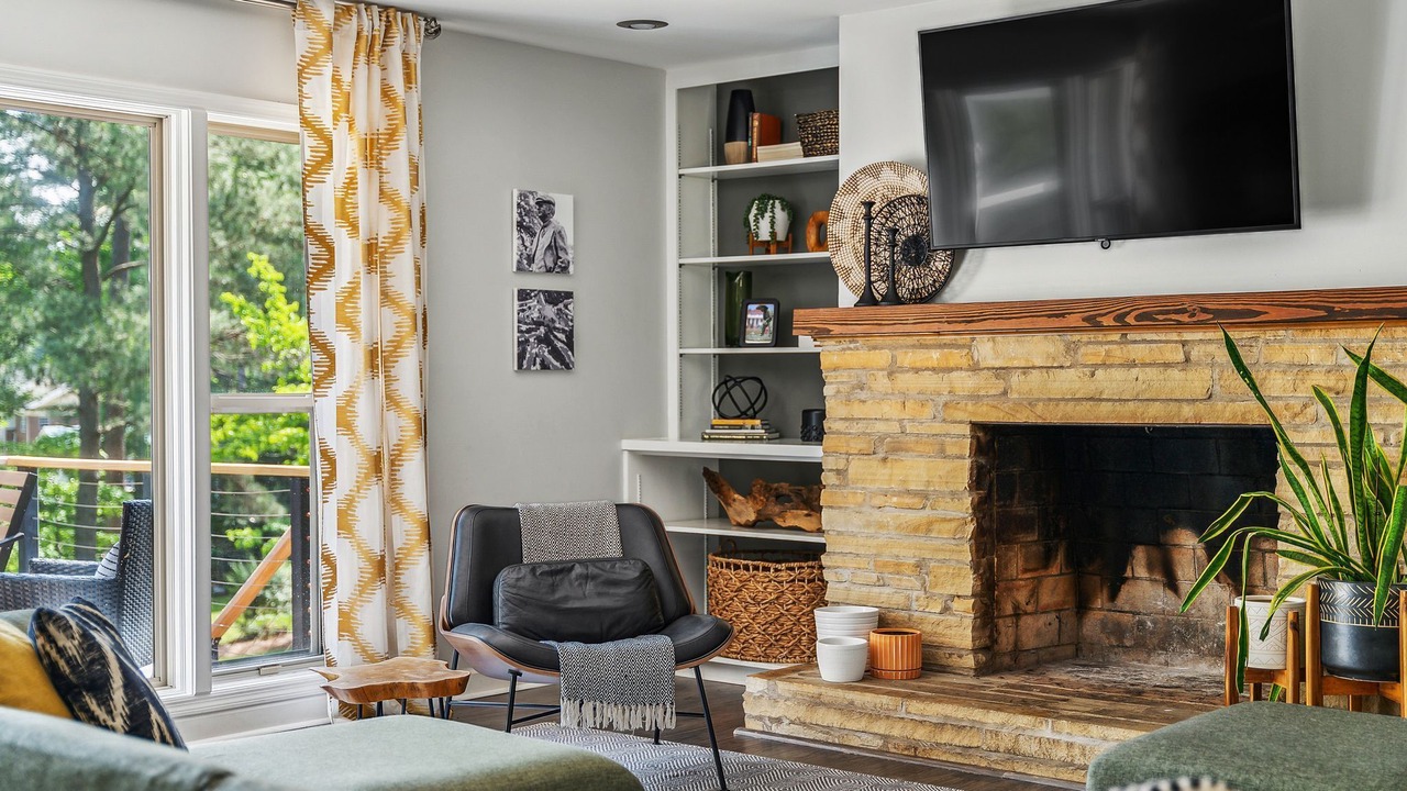 Photo of Livingroom in Whispering Pines