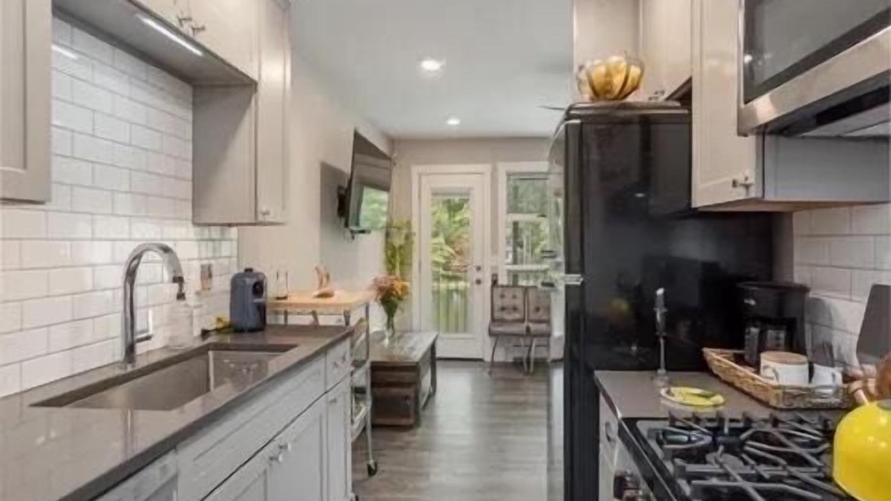 Photo of Kitchen in Flat Rock