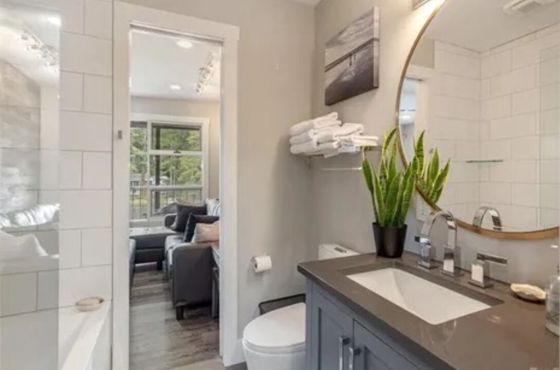 Photo of Bathroom in Flat Rock