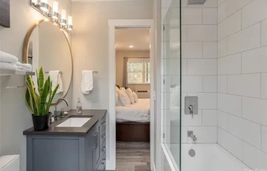 Photo of Bathroom in Flat Rock