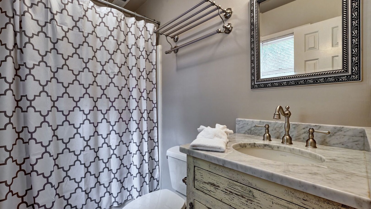 Photo of Bathroom in Scaly Mountain