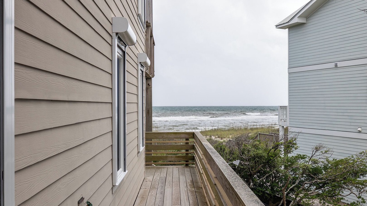Photo of Patio Balcony in Pine Knoll Shores