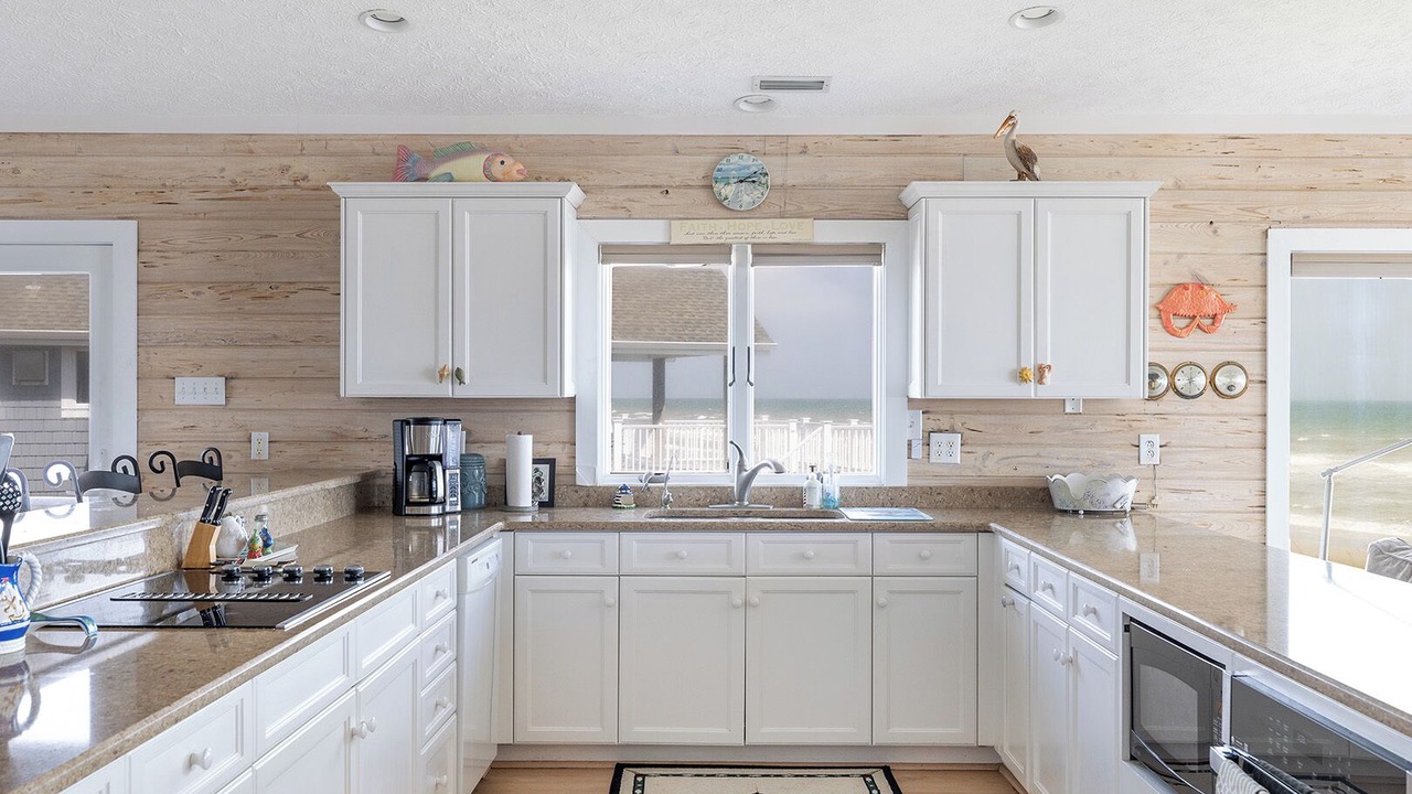 Photo of Kitchen in Pine Knoll Shores