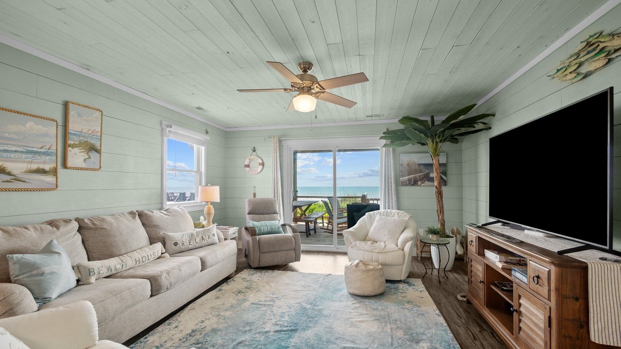 Photo of Livingroom in North Topsail Beach