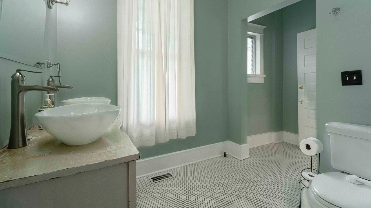 Photo of Bathroom in Summerville