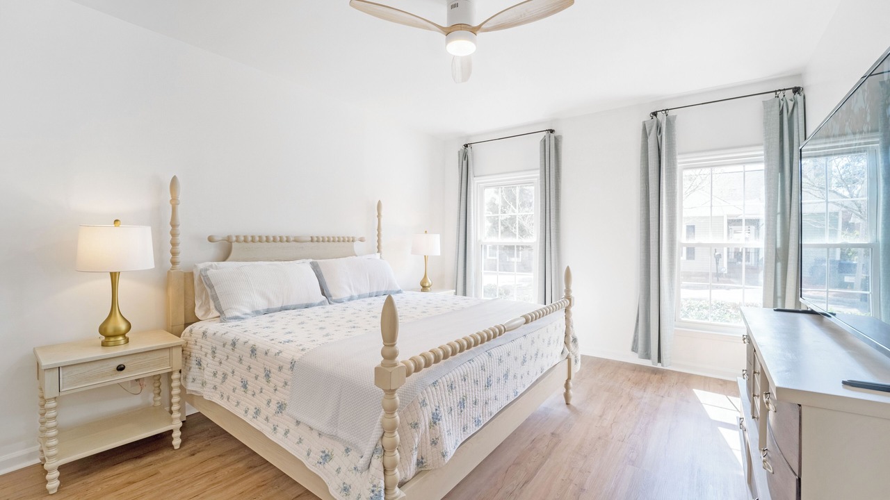 Photo of Bedroom in Summerville