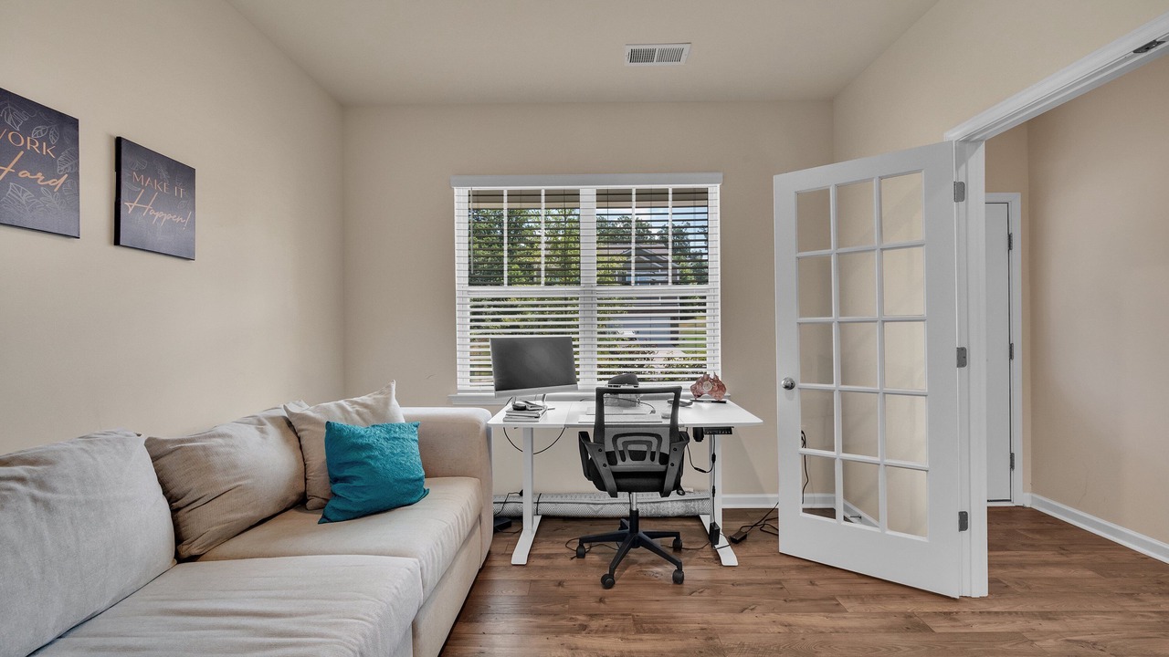 Photo of Livingroom in Moores Chapel