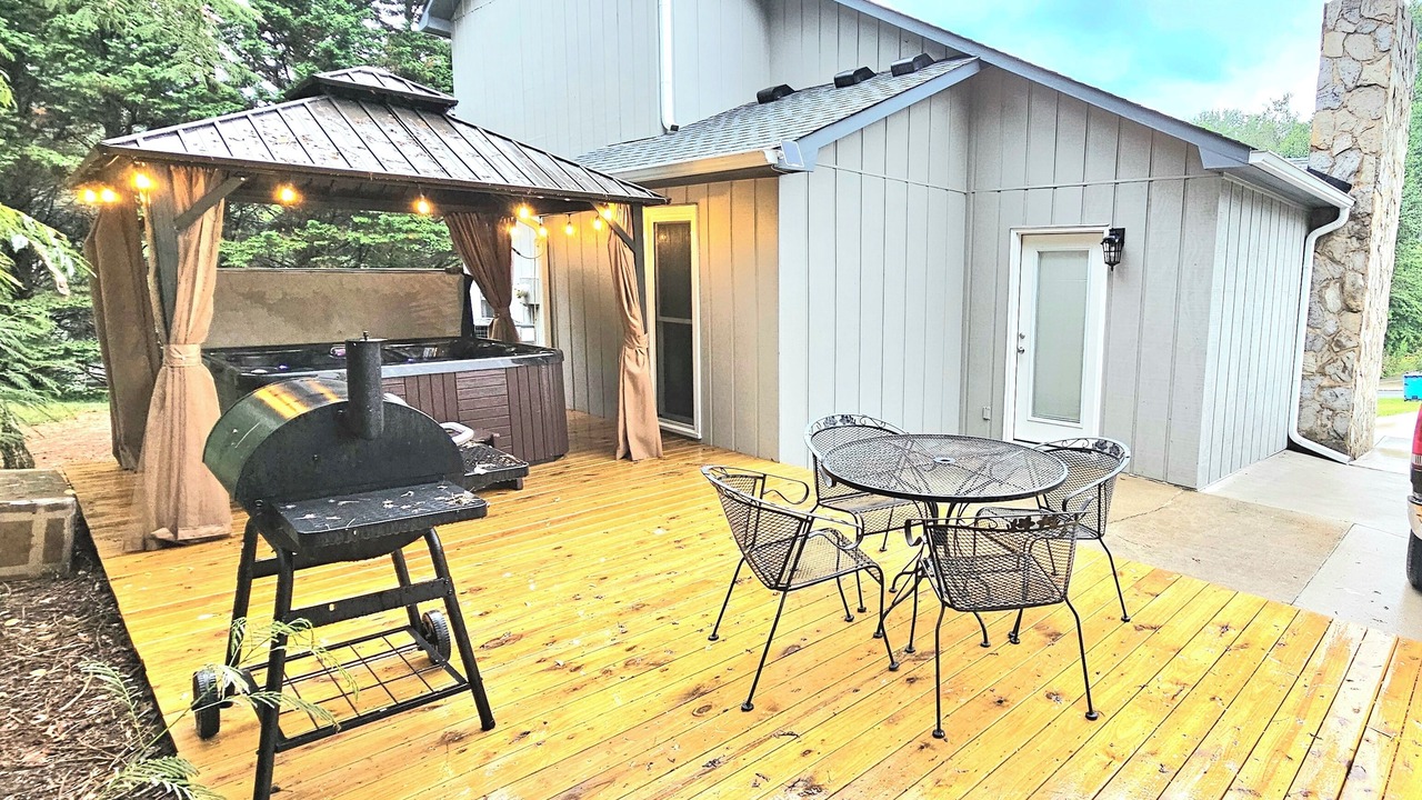 Photo of Outdoor in Sawmills