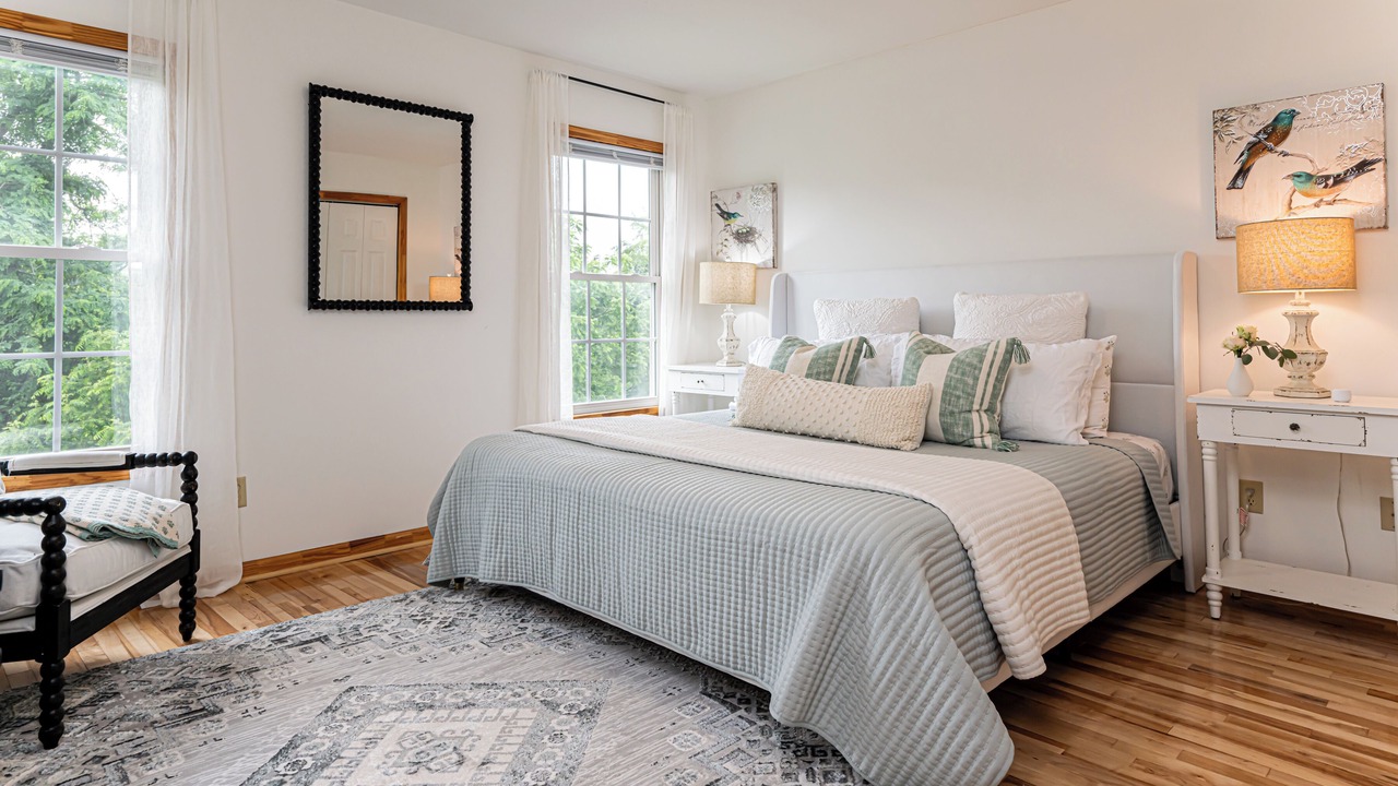 Photo of Bedroom in Woodfin