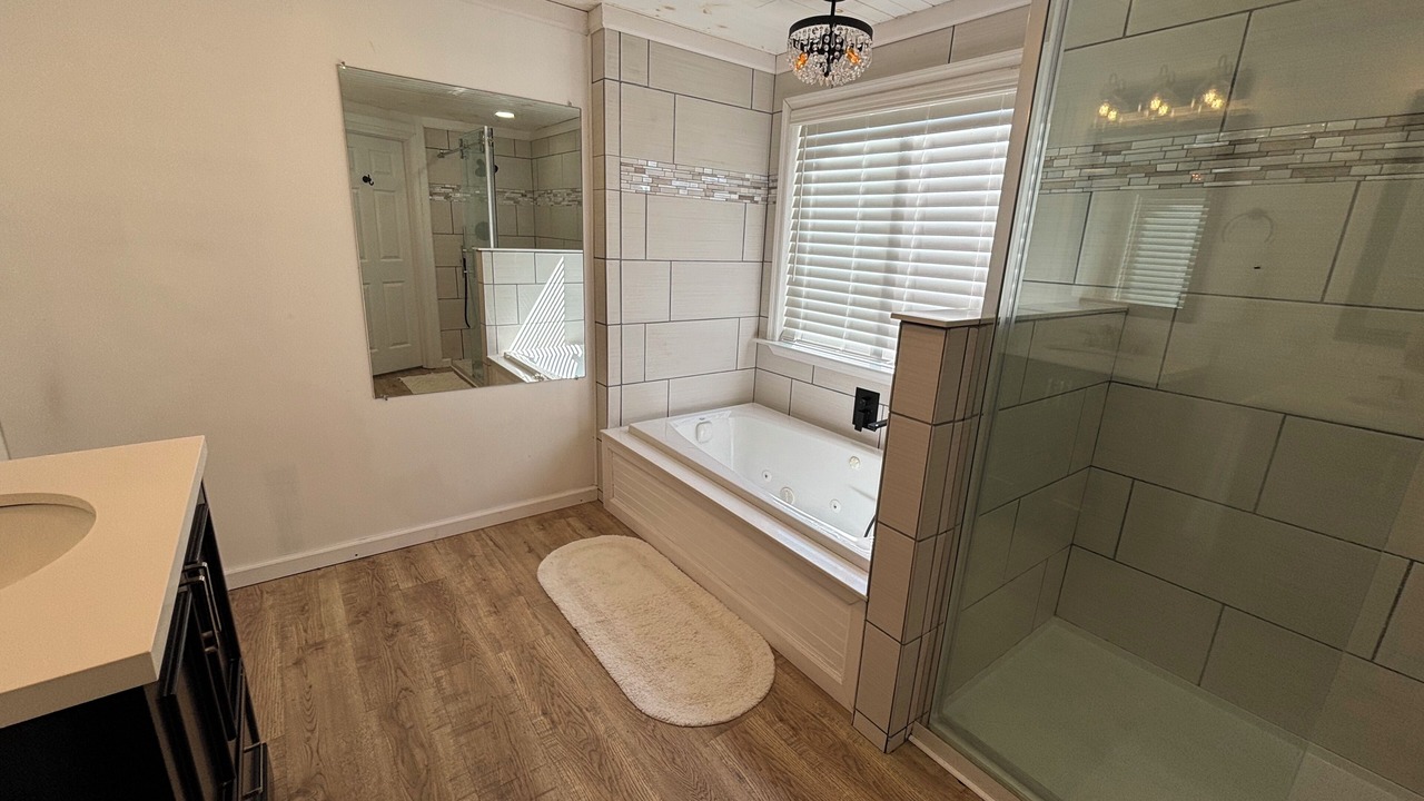 Photo of Bathroom in Manteo