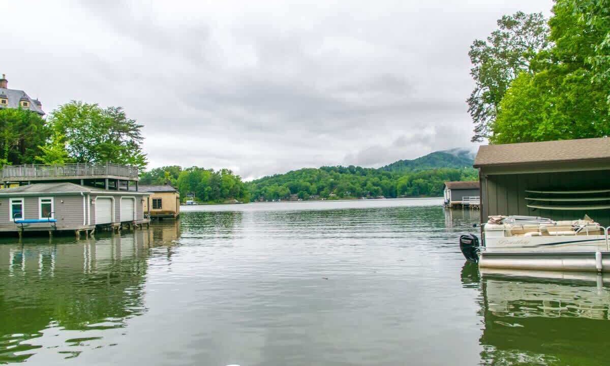 Photo of Others in Lake Lure
