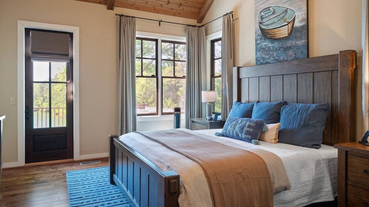 Photo of Bedroom in Jasper
