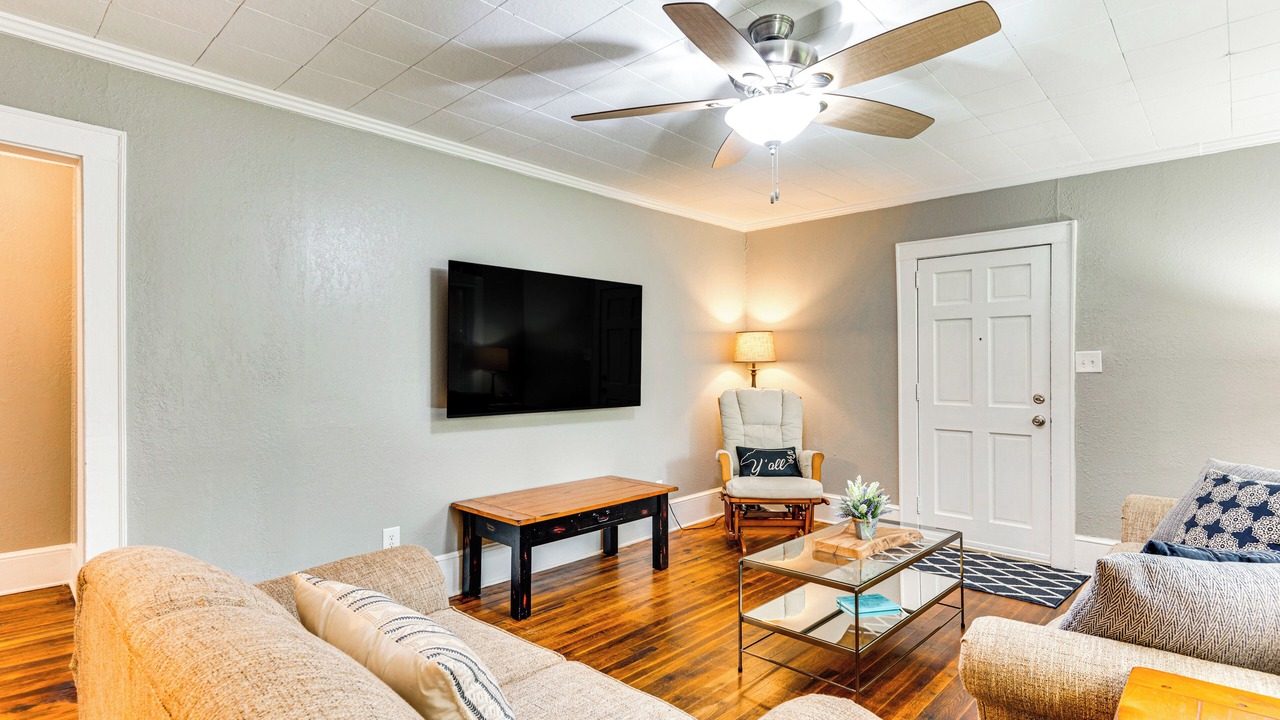 Photo of Bedroom in Forest City