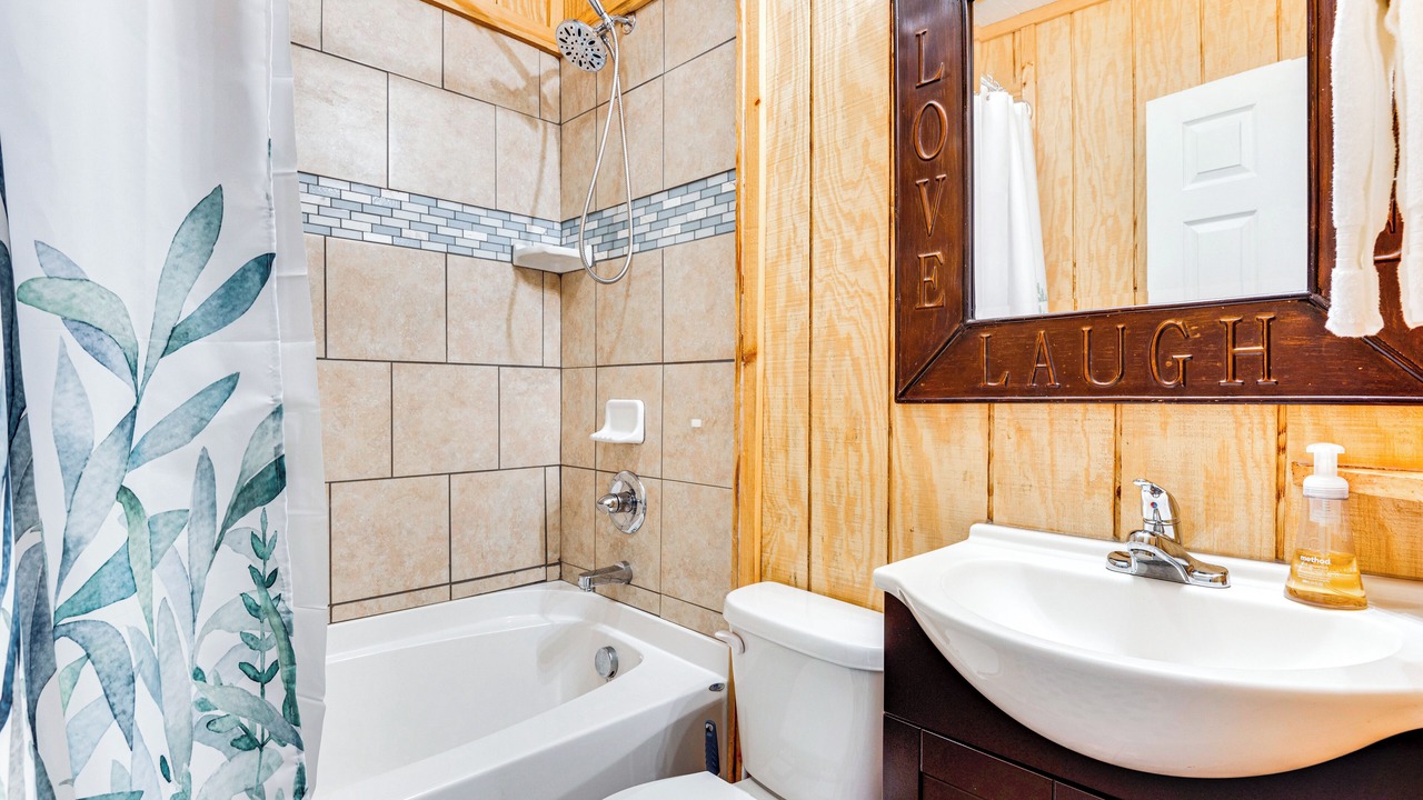 Photo of Bathroom in Forest City