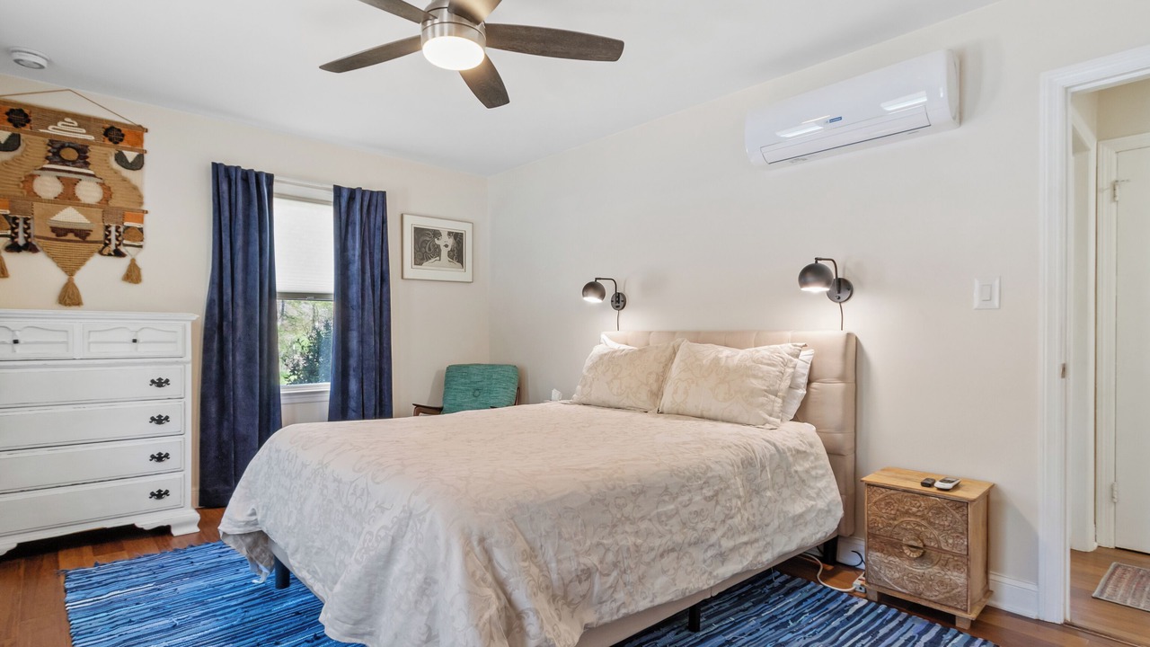 Photo of Bedroom in Asheville