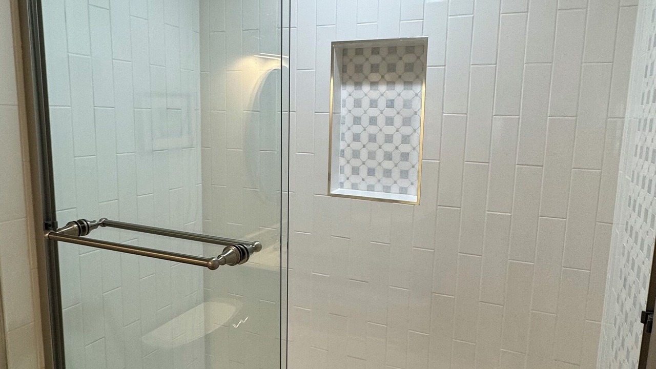 Photo of Bathroom in Myrtle Grove