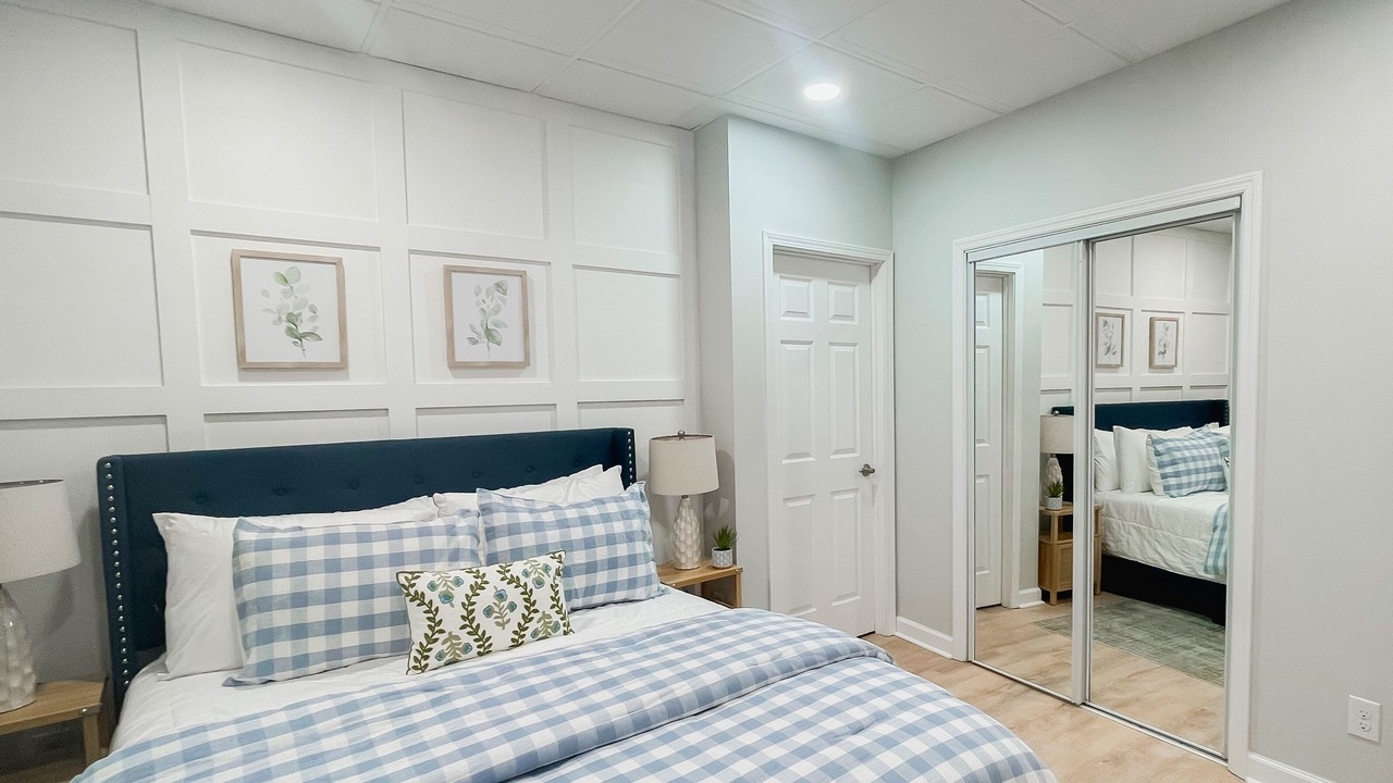 Photo of Bedroom in McCutcheon Field