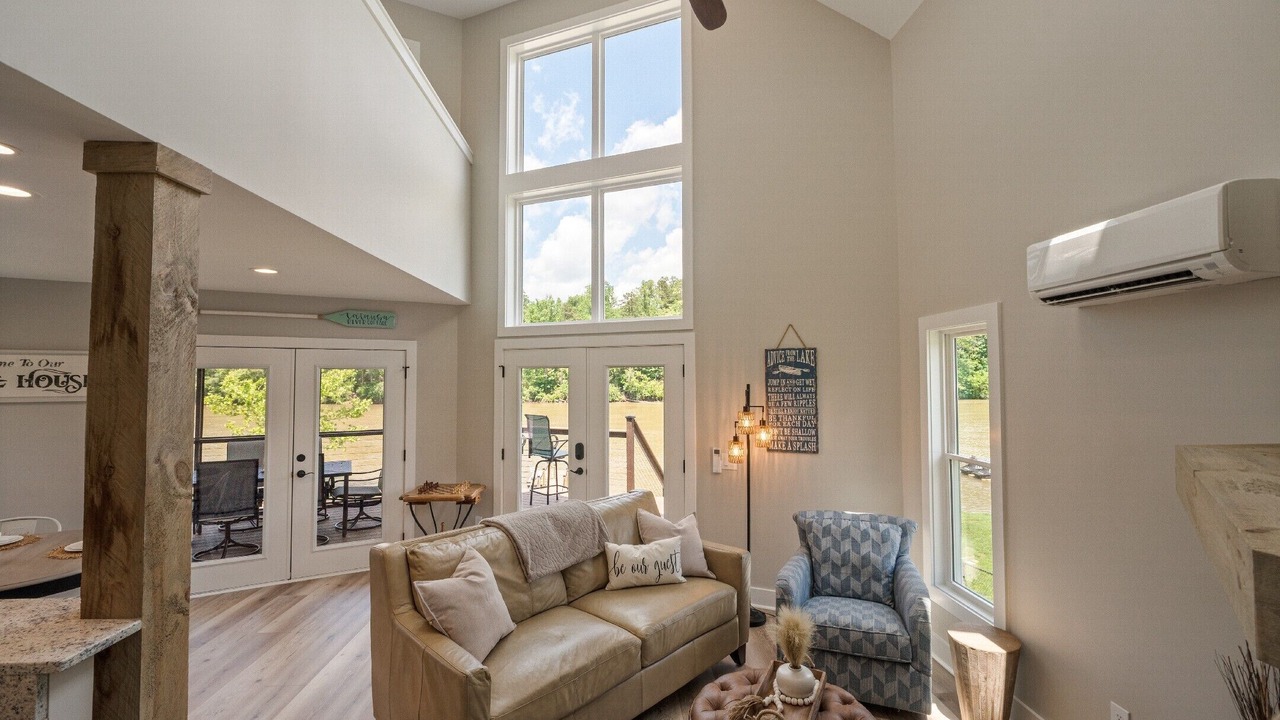 Photo of Livingroom in Rhodhiss