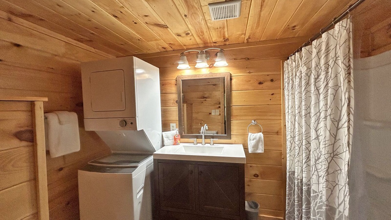 Photo of Bathroom in Whittier
