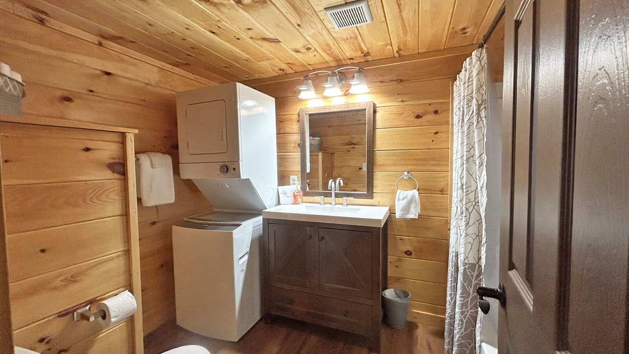 Photo of Bathroom in Whittier