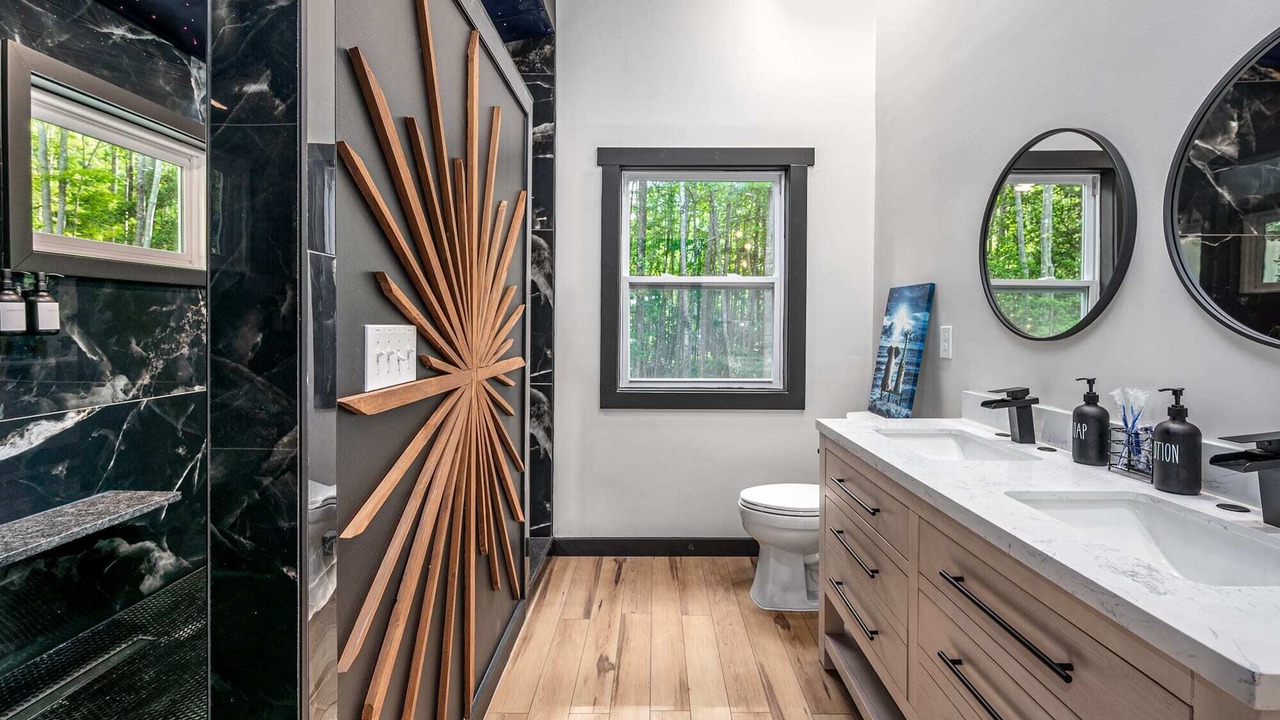 Photo of Bathroom in Bynum