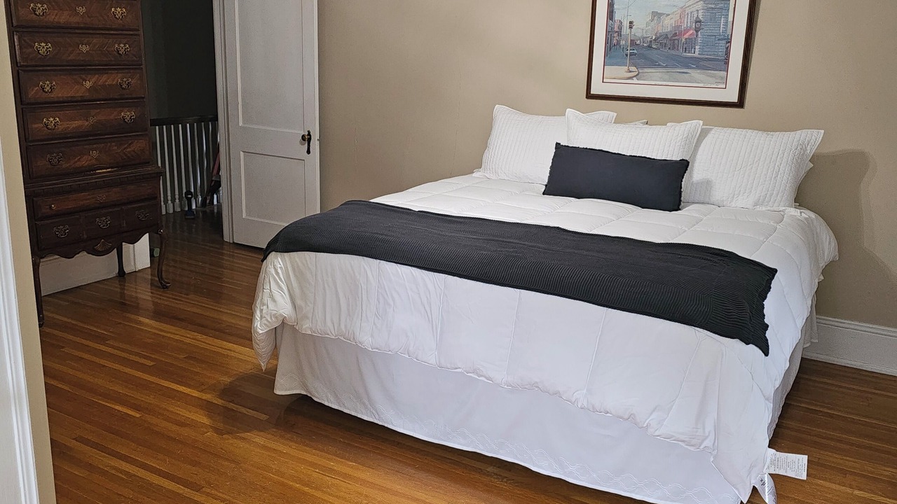Photo of Bedroom in Mount Airy