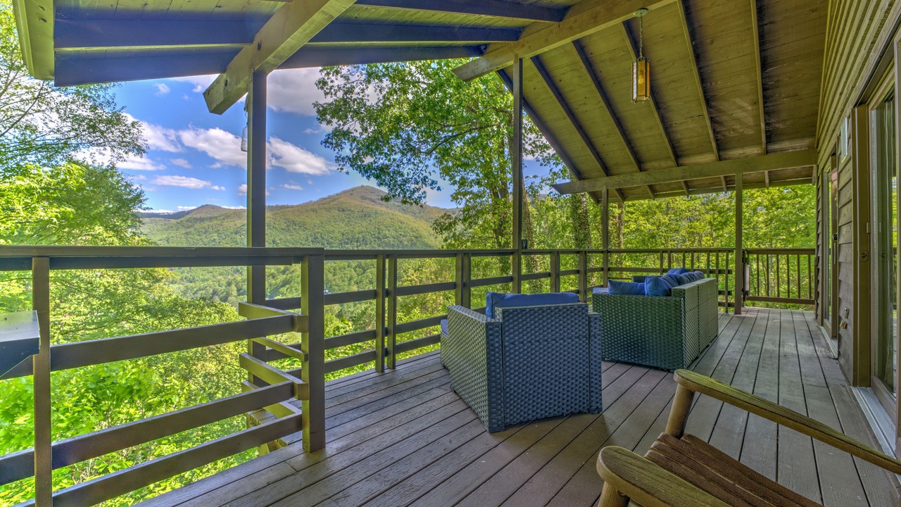 Photo of Patio Balcony in Maggie Valley