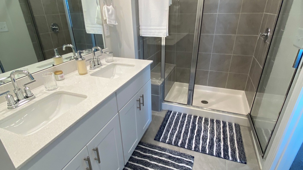 Photo of Bathroom in Oakdale