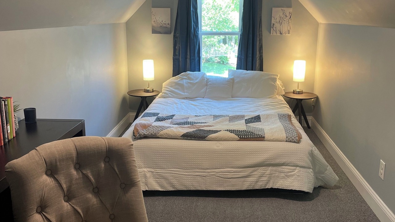 Photo of Bedroom in Southmont