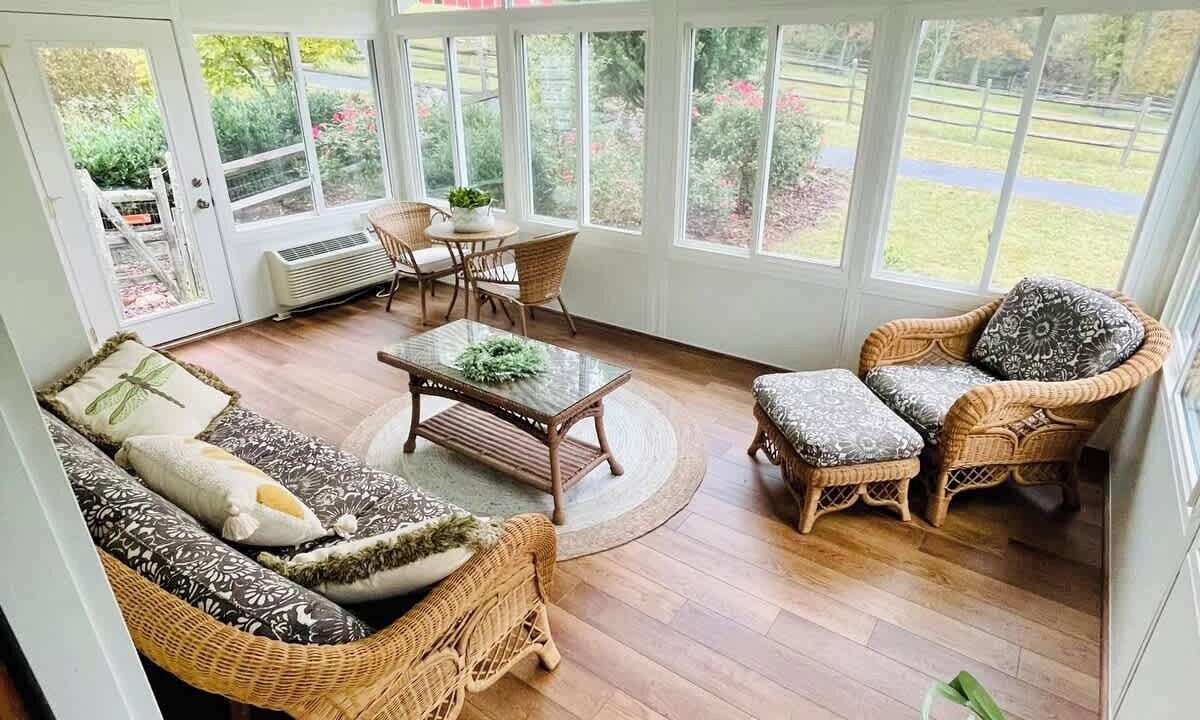 Photo of Livingroom in Skyland