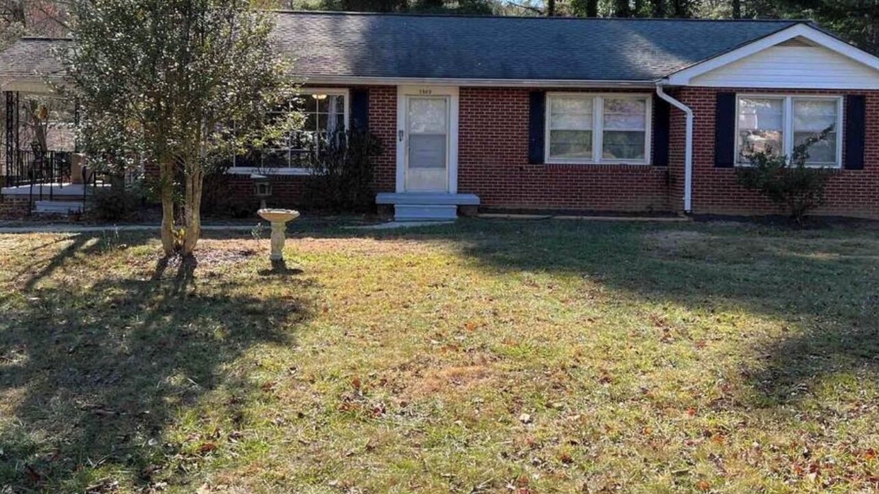 Photo of Outdoor in Hendersonville