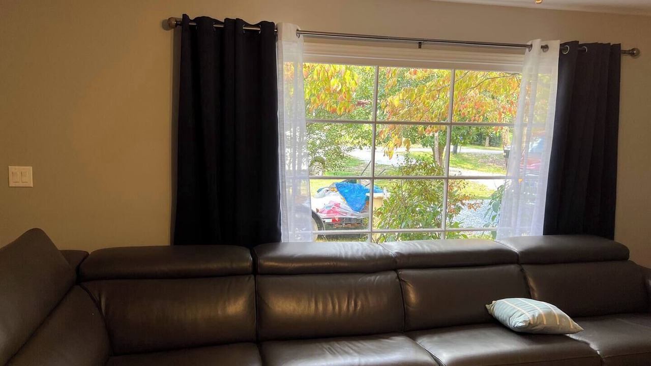 Photo of Livingroom in Hendersonville
