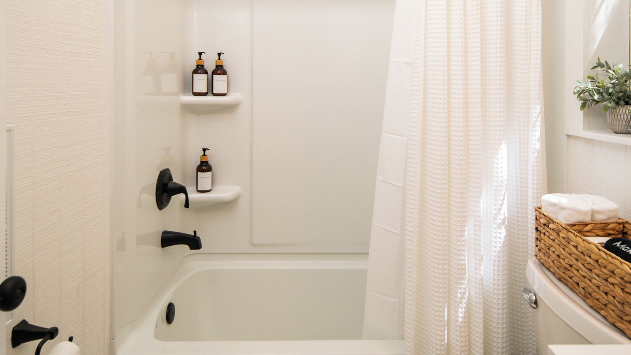 Photo of Bathroom in Mill Ridge