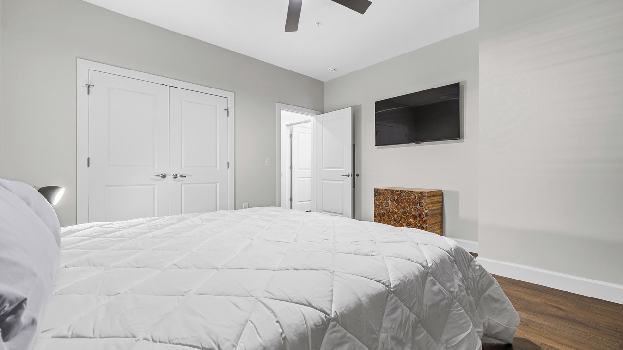 Photo of Bedroom in Eighth Avenue