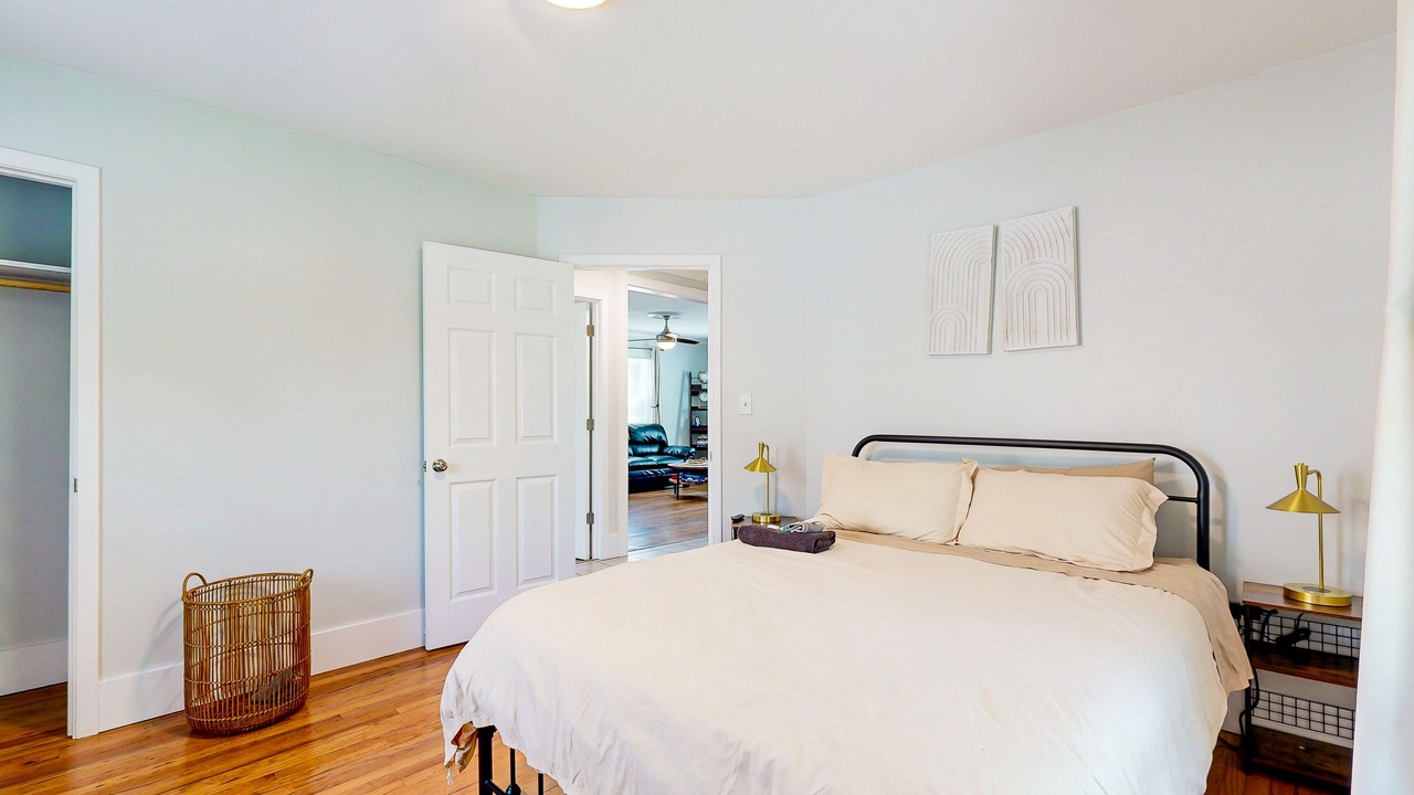 Photo of Bedroom in Burlington