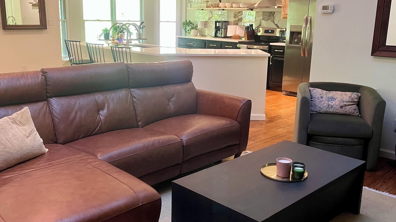 Photo of Livingroom in Hendersonville