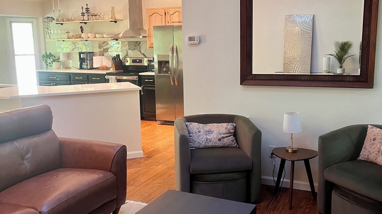 Photo of Livingroom in Hendersonville