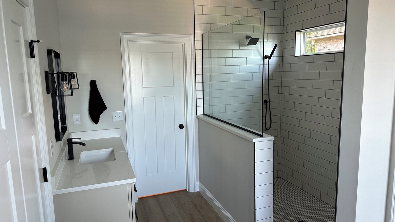 Photo of Bathroom in Seven Lakes
