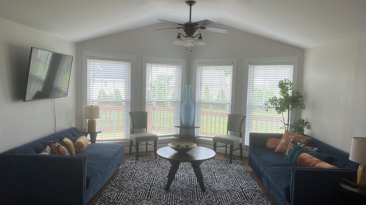 Photo of Livingroom in Huntersville