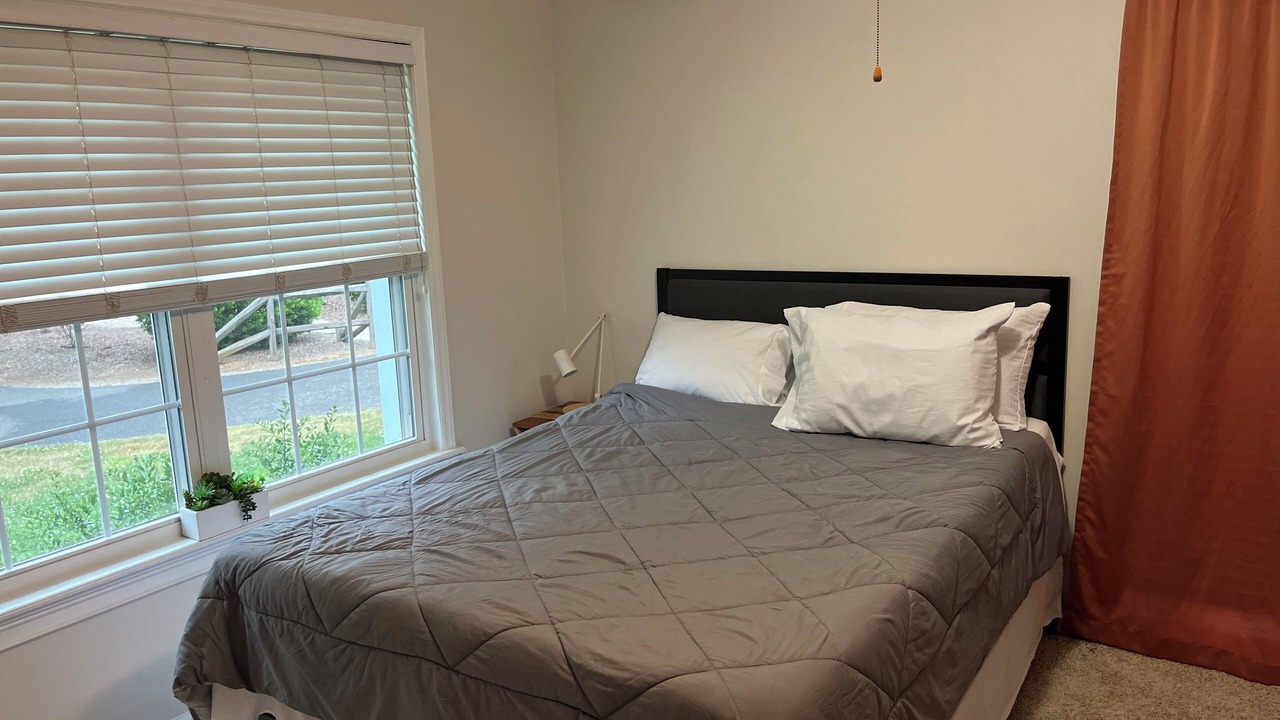 Photo of Bedroom in Huntersville