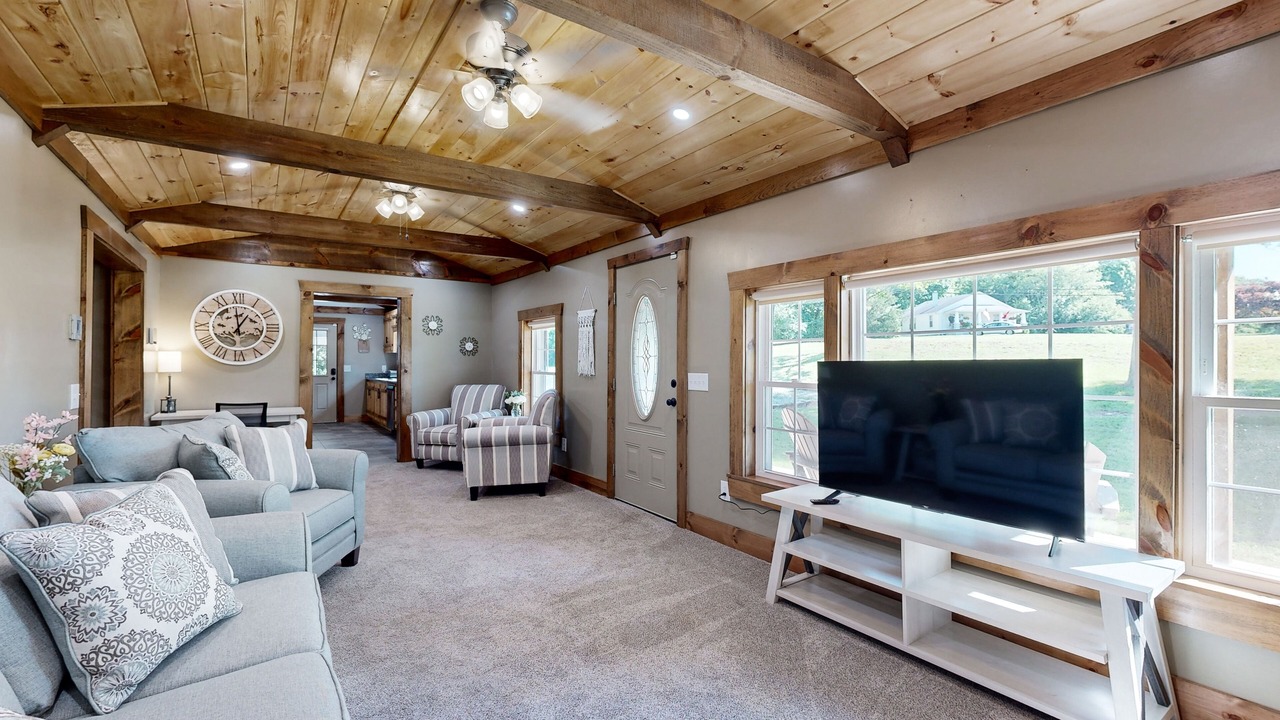 Photo of Livingroom in Salem